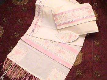 Girls pink and white Tallit, bag and Kippah