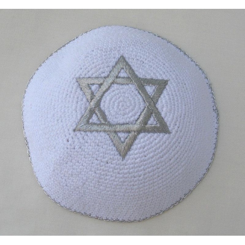 WHITE AND SILVER KIPPAH