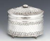 Round silver Etrog Box