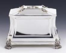 Sterling silver modern   Etrog Box