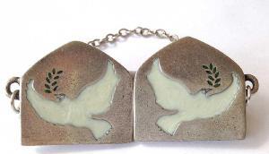 Pewter Doves Tallit Clip